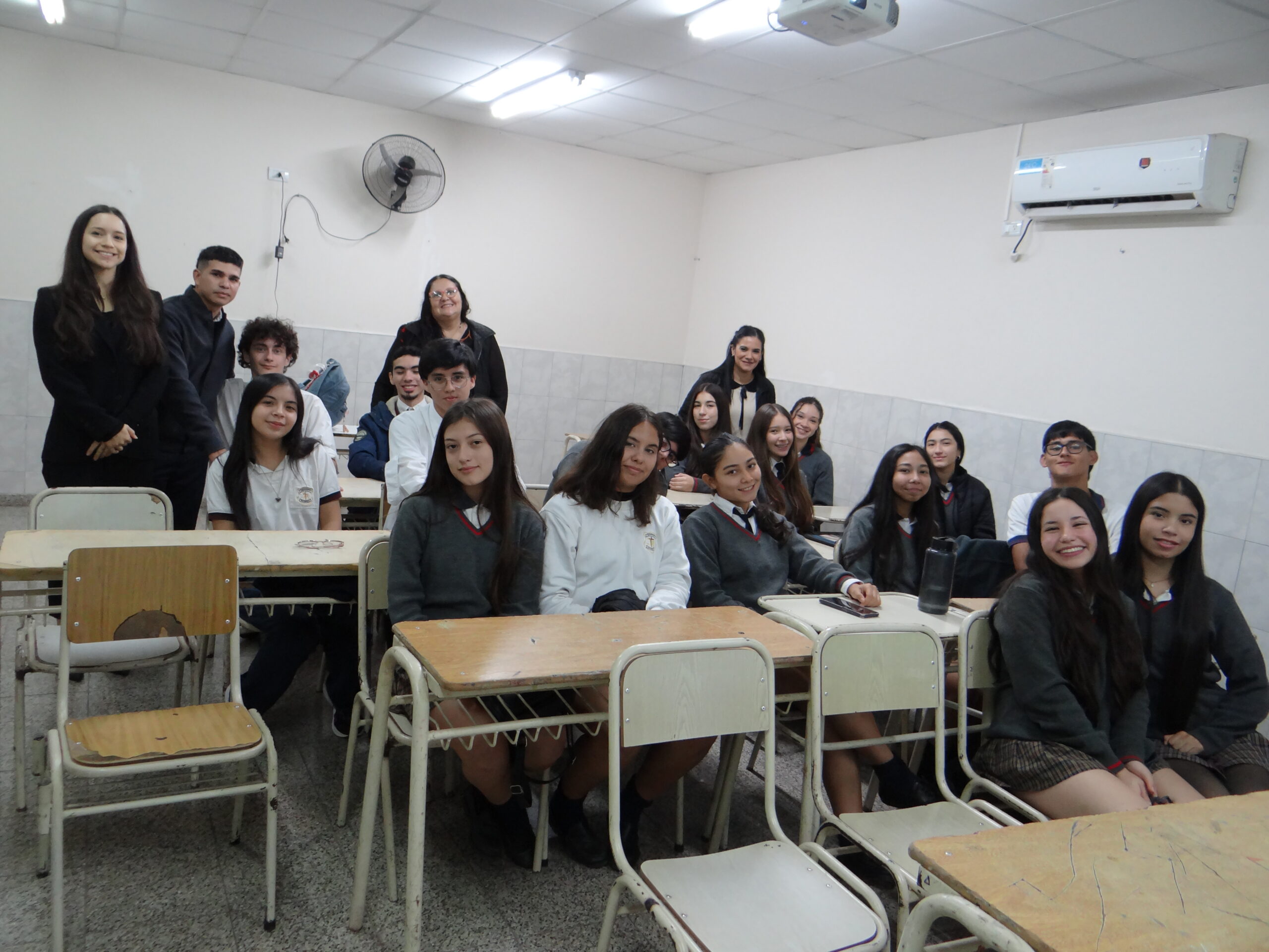 Francia en nuestras aulas: un intercambio que nos conecta Francia en nuestras aulas: un intercambio que nos conecta