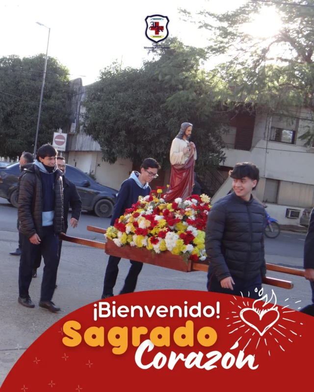 ¡Con alegría en el ❤🥰! 

Ayer recibimos la visita del santo patrono de nuestra comunidad educativa. Con su bendición y cuidado nos fuimos llenos de amor y agradecimiento en el alma.

Gracias por tanto, Sagrado Corazón de Jesús✨🙏 
Tu presencia entre nosotros nos regala esperanza, unión y fortaleza. Nos llena de regocijo y nos muestra el camino para seguir adelante. 

📸Te esperamos en Facebook con el álbum completo. 

#InstitutoRoubineau 
#SagradoCorazon  #Junio  #Celebracion