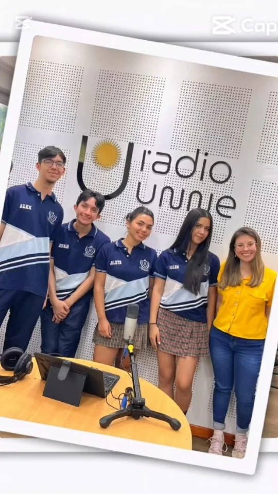 Compartiendo el conocimiento 🗣️ 

Del 24 al 28 de noviembre, alumnos de 6 to. Año (Cs. Sociales), recorrieron algunas radios locales para la  difusión de sus resultados de investigación, trabajados en EDI, a cargo de la Prof. Ana María Branz y acompañados por la Prof. Tamara Alegre. 

🤓Hablaron en @radiounne  y @lt7noticias acerca de IA, Embarazo adolescente, Síndrome de M.R.K.H., Jubilación y Tecnología en la educación. 

Nota completa y links de transmisiones en:
👉https://bit.ly/49TxIBU 

#InstitutoRoubineau 
#EDI