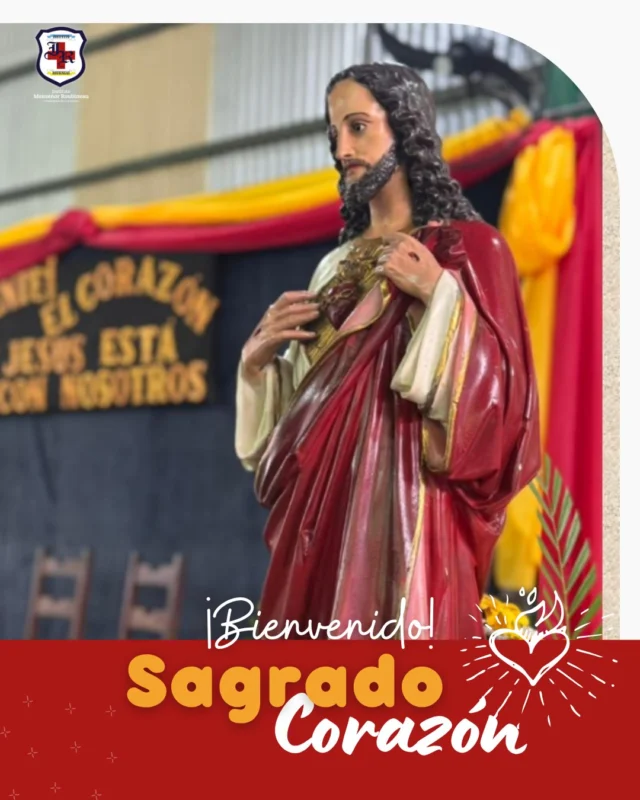 Con el corazón abierto ❤

Celebramos la eucaristía junto a la imagen del Sagrado Corazón de Jesús, dando gracias por el don de encontrarnos, y a pesar del día lluvioso, nuestro patio se llenó de calor y oración. 

Durante la celebración, los alumnos de la #Promo2026, con mucha devoción, presentaron sus ofrendas en el altar, consagrando su último tramo en el colegio a su amor infinito. 💐🤲 

Que el Sagrado Corazón se mude a cada casa de nuestra comunidad y sea el mejor guía en el recorrido de nuestros futuros egresados. ❤️ 

Agradecemos de corazón al Padre Ariel, a los profes, directivos y a los alumnos, por ponerse el día al hombro y transformar una jornada gris en un encuentro único, de esos que te llenan el alma de alegría y te hacen decir: qué lindo es estar acá. 🙌 

¡Viva Jesús! 

#InstitutoRoubineau 
#SagradoCorazon